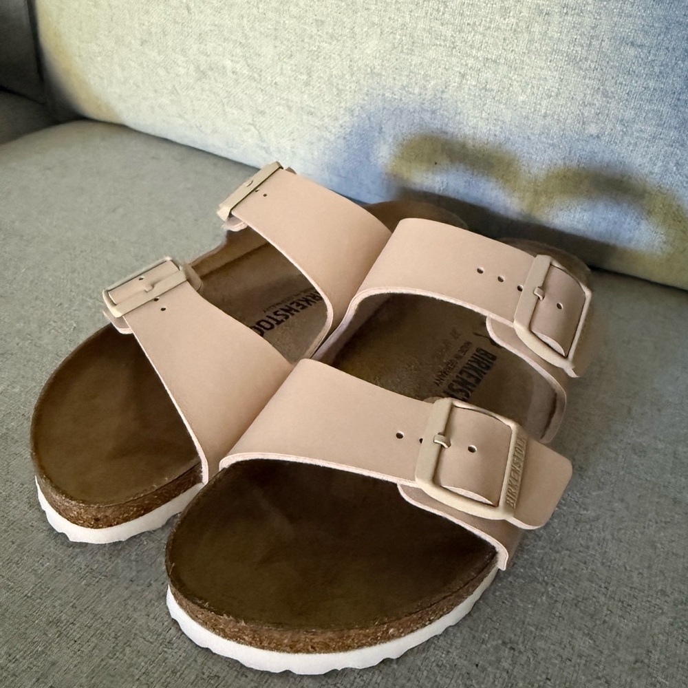 Birkenstock Sandals in Light Pink and Brown